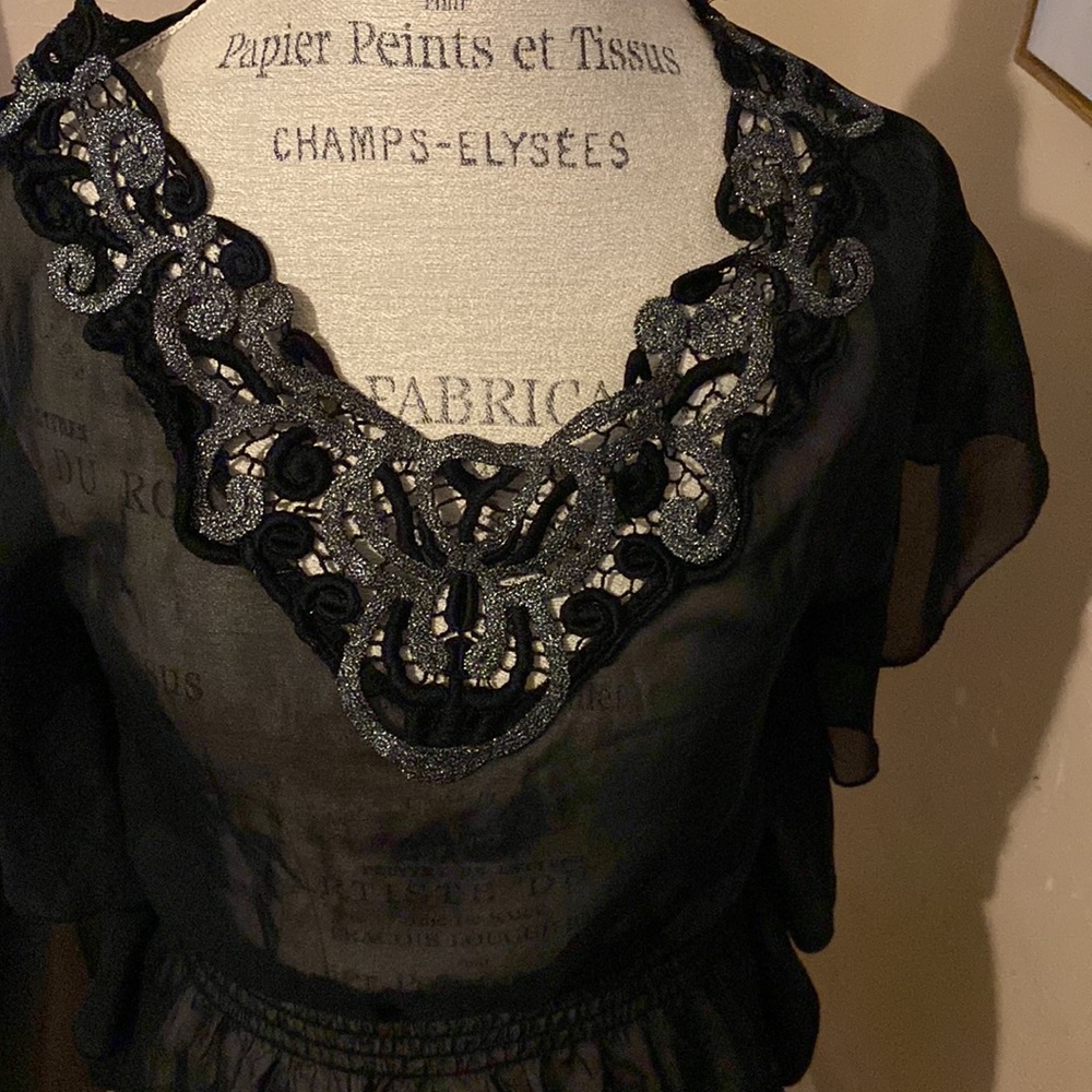 Sheer blouse - Picture 2 of 3